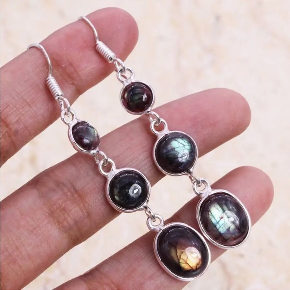 Faceted Labradorite Gemstone earrings - Picture 2 of 6